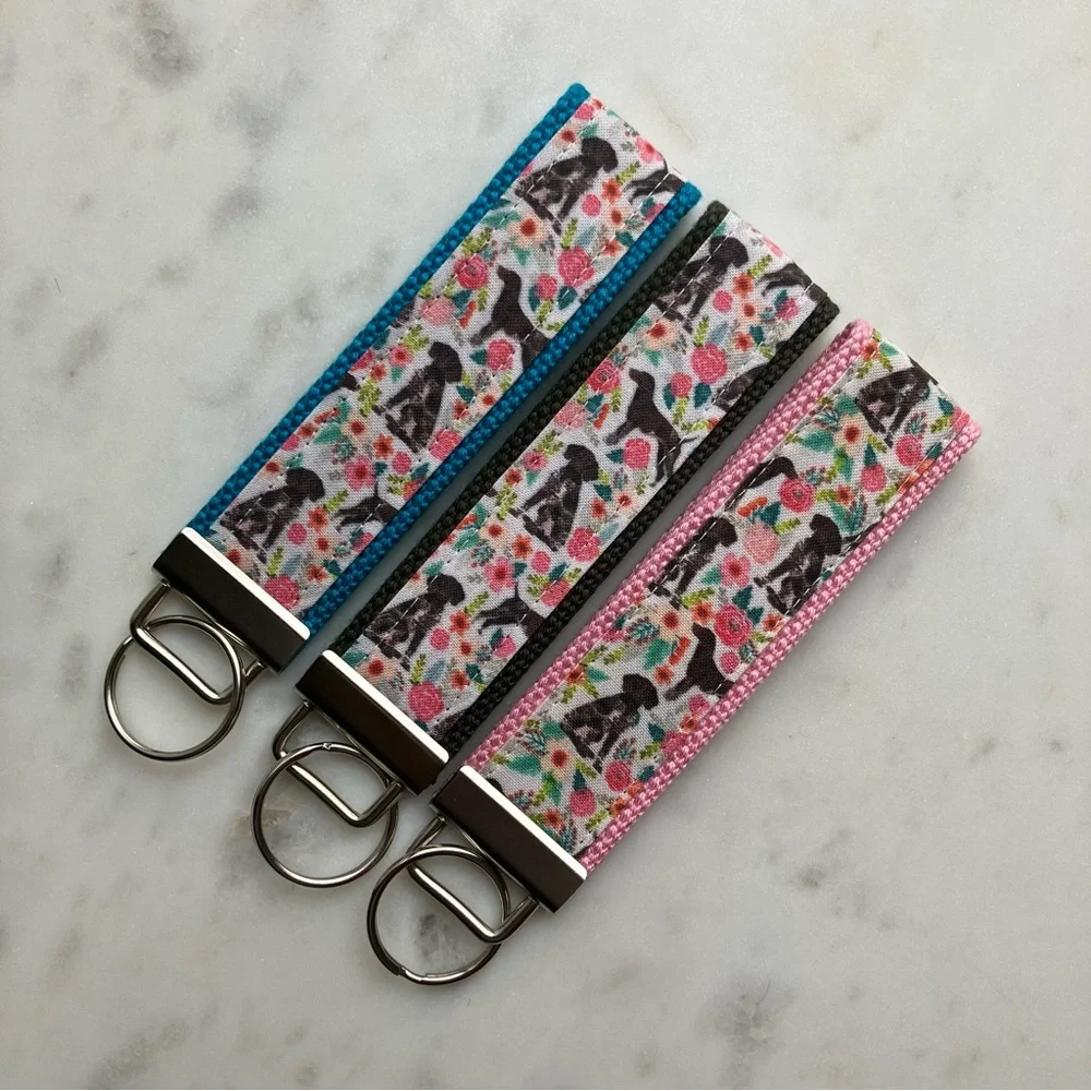 TURQUOISE German Shorthaired Pointer GSP Dog Floral Key Fob Wristlet Keychain